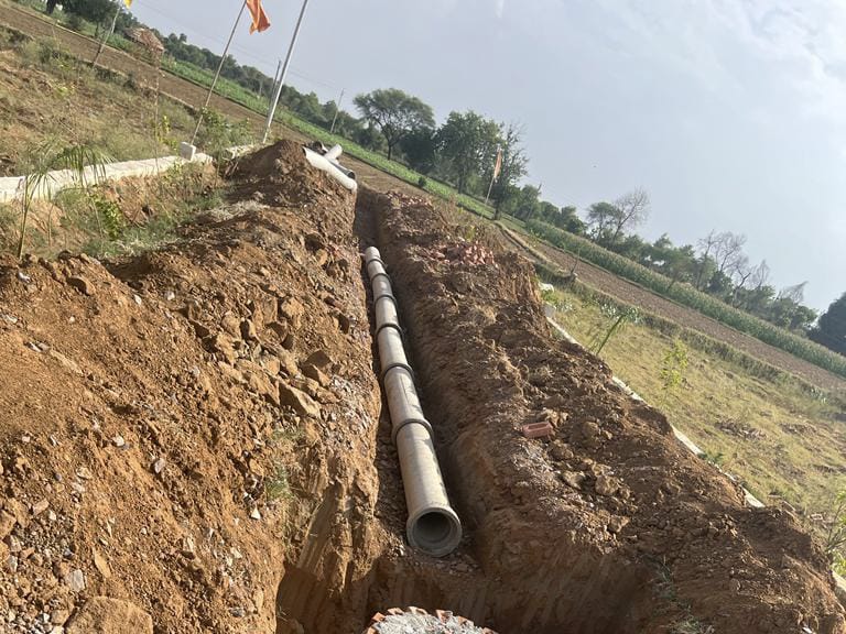 WhatsApp Image 2025-10-25 at 11.06.17 PM (1)