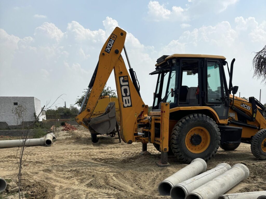 WhatsApp Image 2025-10-25 at 11.07.15 PM