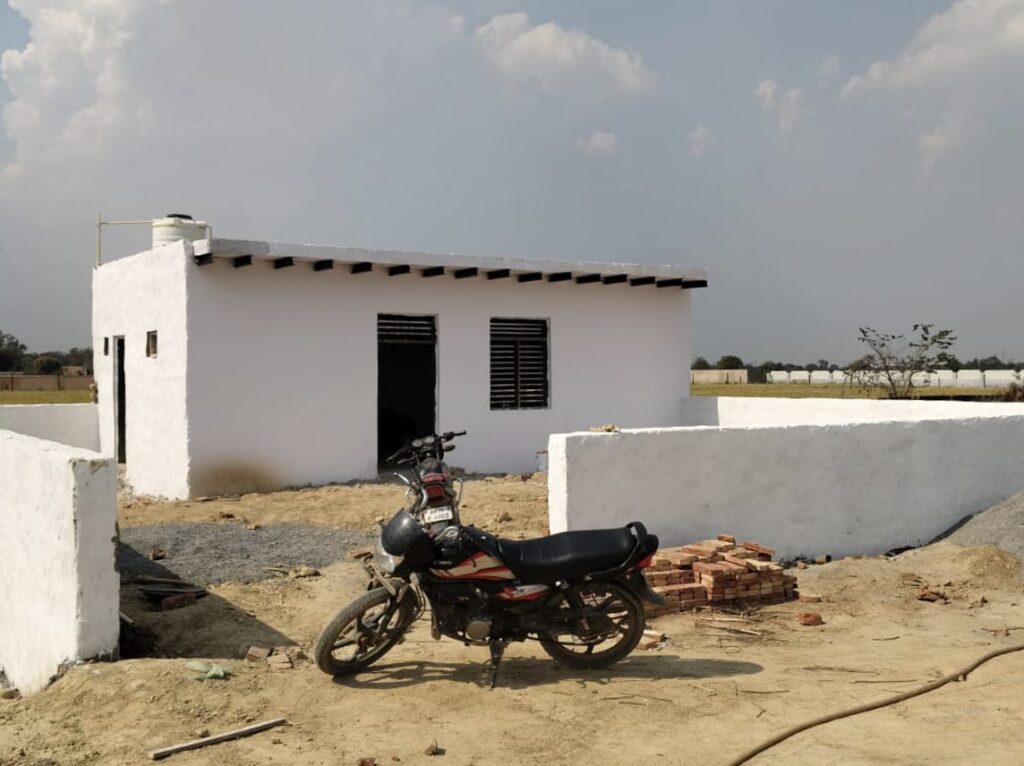 WhatsApp Image 2025-10-25 at 11.07.16 PM (2)